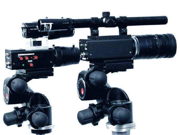 MGT 2010 Laser Monitoring System with optical monitoring units on tripods